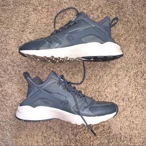 Women’s Nike Hurache Sneakers in Gray